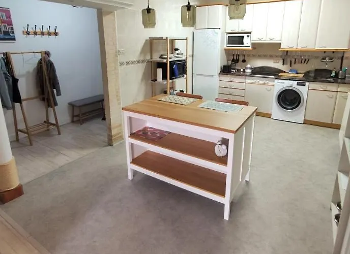 Mavi * Бильбао